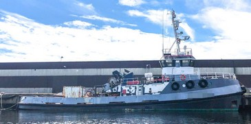 1,700-hp Signle Screw Towing Tug