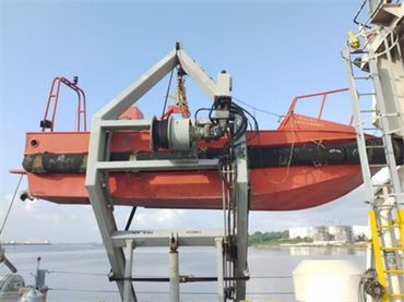 5,460 hp, 210-foot DP2 Multipurpose Supply Vessel